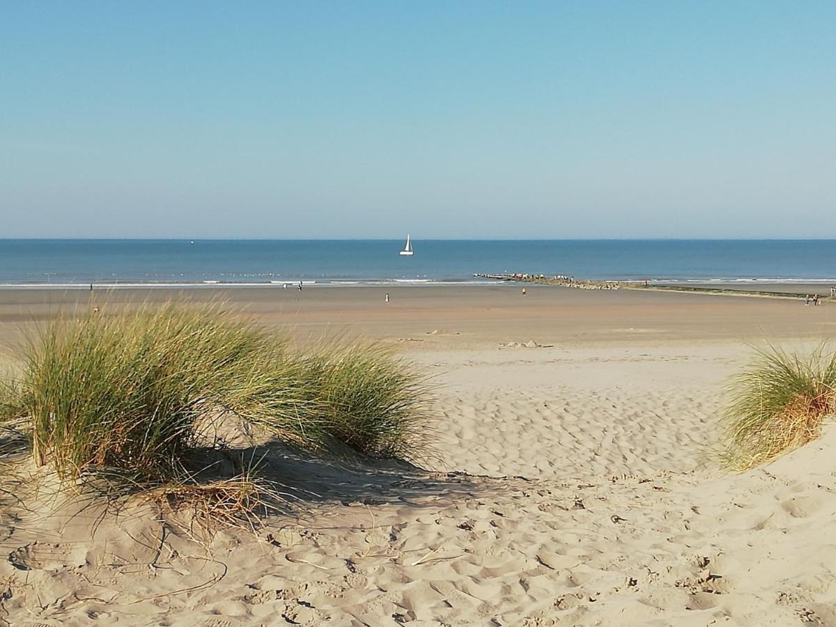 Santhooft B , Bus 514 Bad Apartamento Nieuwpoort